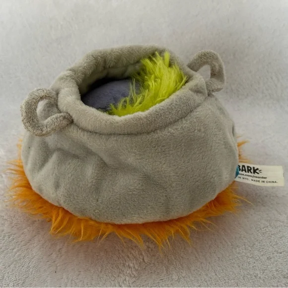 Rare BARK BOX Puggle, Puggle Cauldron Dog Toy - BarkBox Shakespeare Toy - Picture 7 of 8